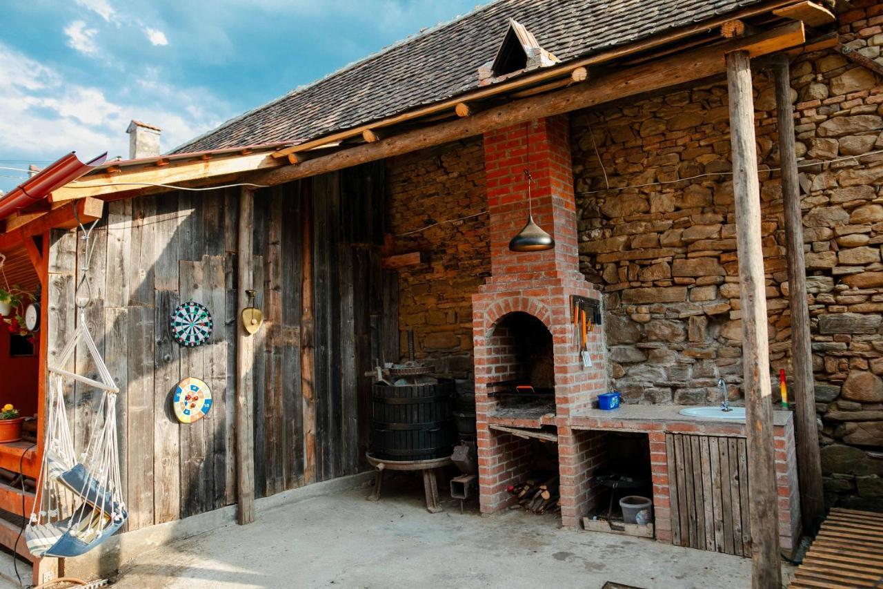 Casa Pe Valea Hartibaciului Casa de hóspedes Barcut Exterior foto